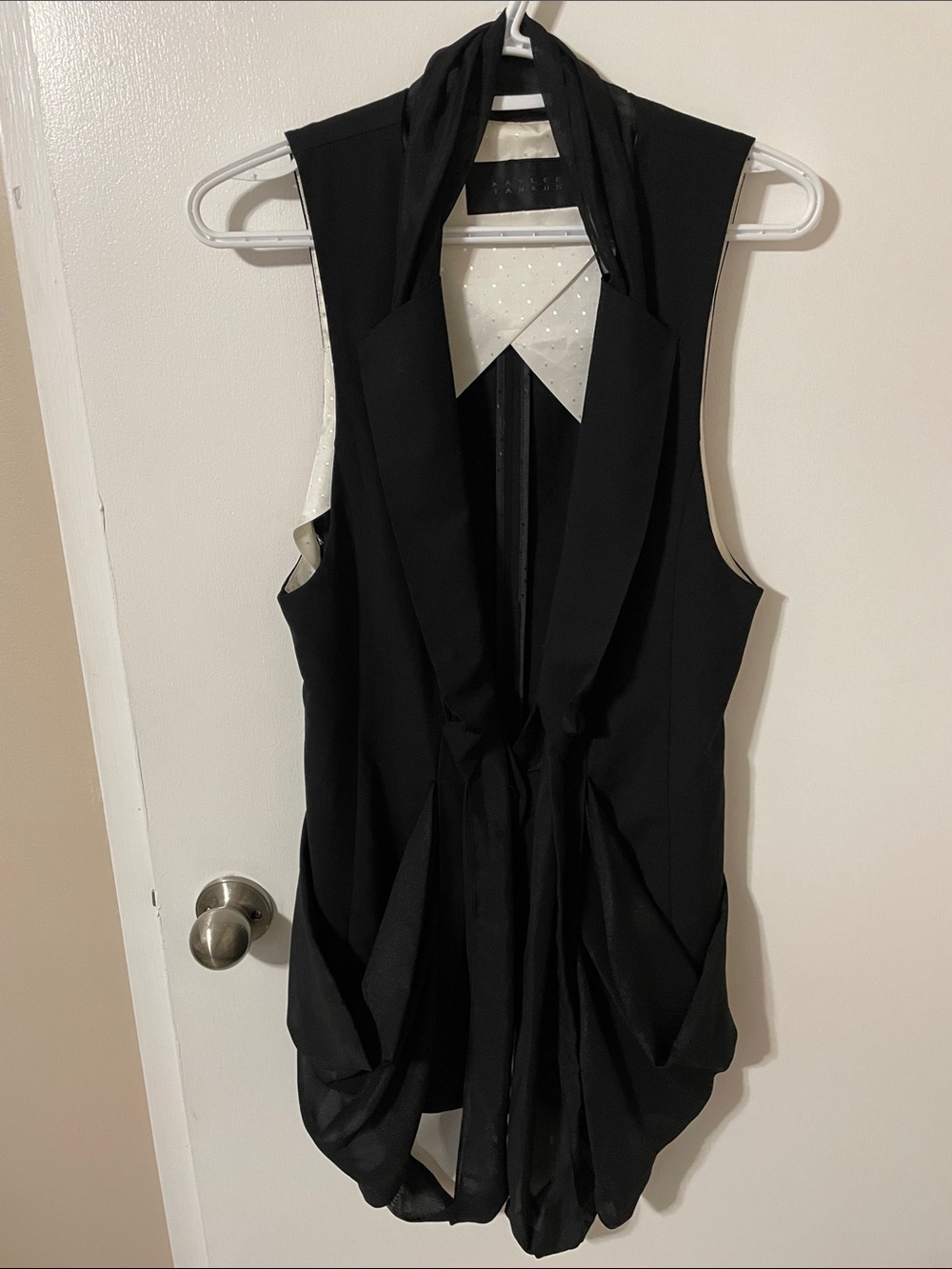 Kaylee Tankus Black Draped Sleeveless Tunic Vest Size Small